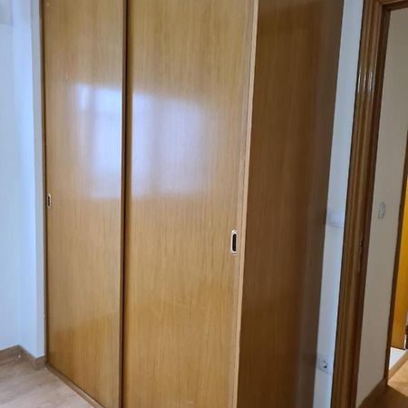 Habitacion Con Bano Privado- En Casa Familiar Beatriz Valencia Eksteriør billede