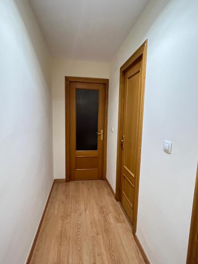 Habitacion Con Bano Privado- En Casa Familiar Beatriz Valencia Eksteriør billede